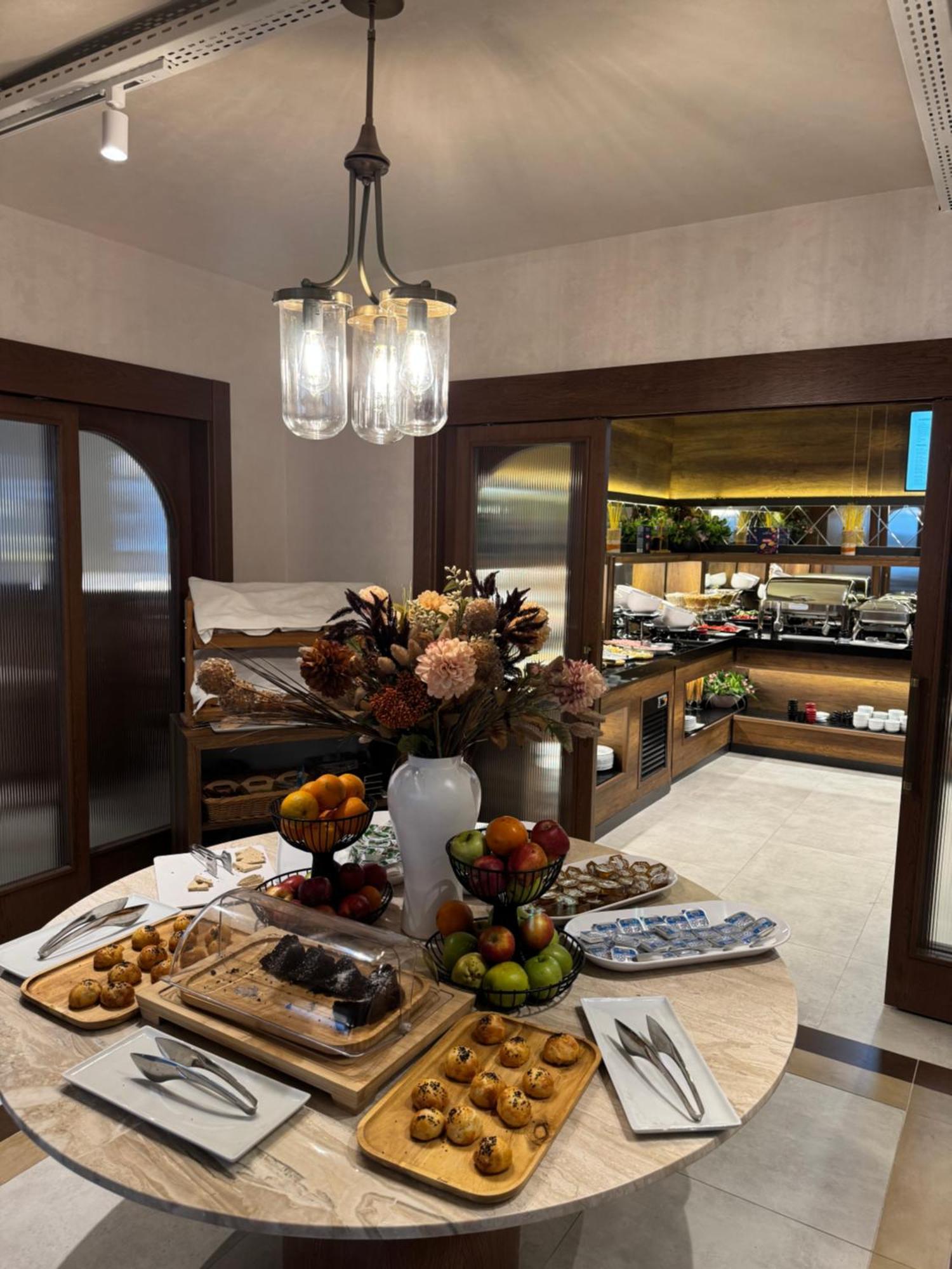 Hotel Bahçelievler 4*